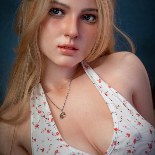 Alicia-148 cm principessina aristocratica europea- l'eroe del popolo